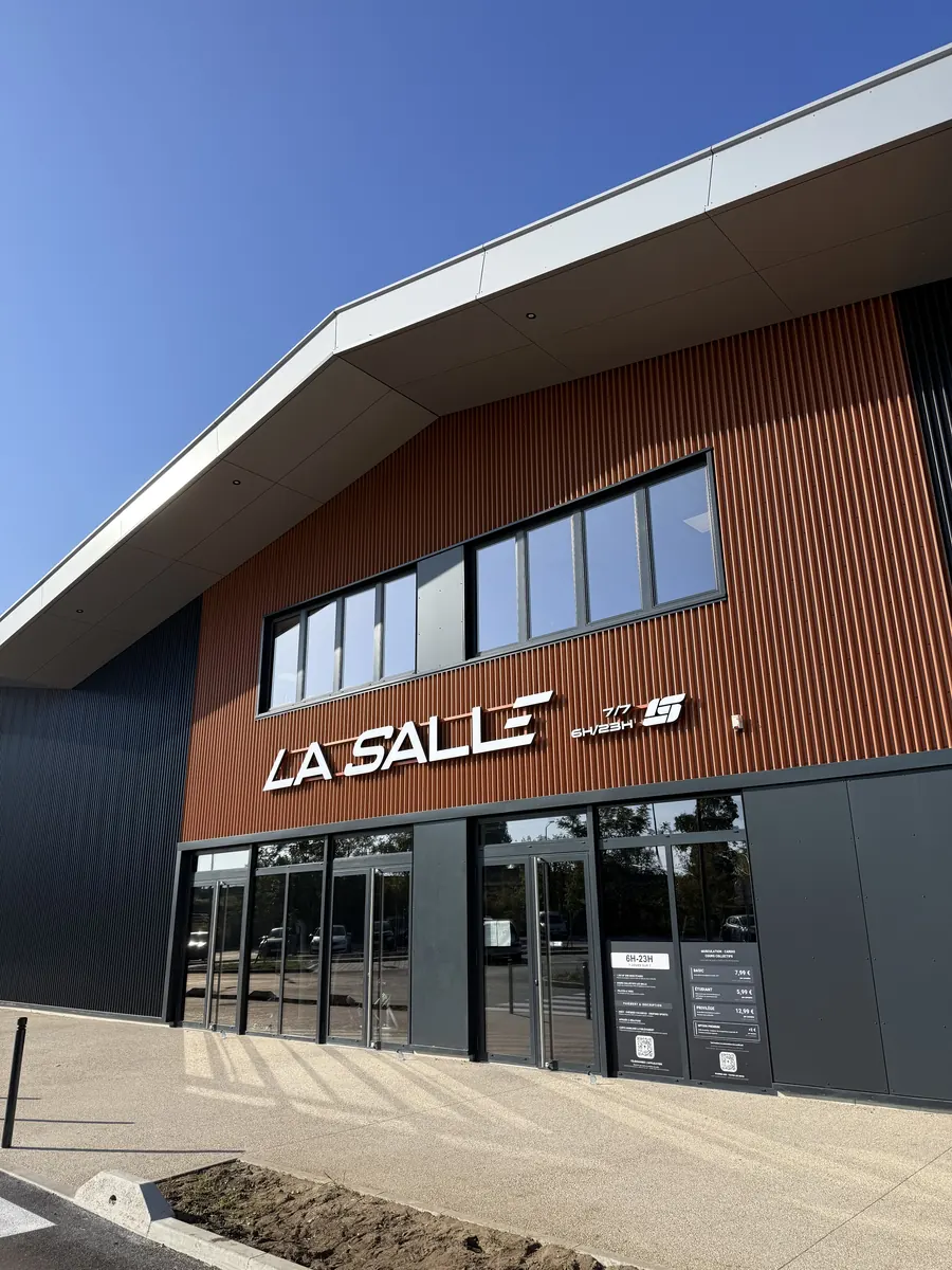 Façade de La Salle à Conflans-Sainte-Honorine